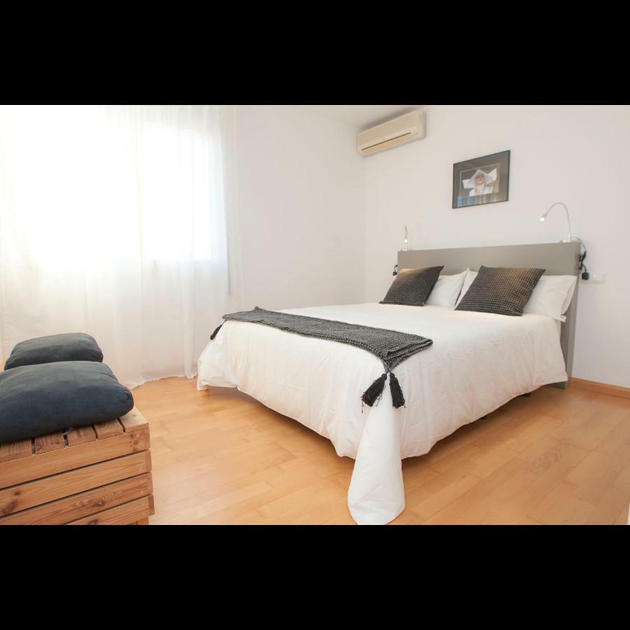 דלטברה Pis Del Mercat -Aire Acondicionado En Todas Las Habitaciones Y Salon- מראה חיצוני תמונה